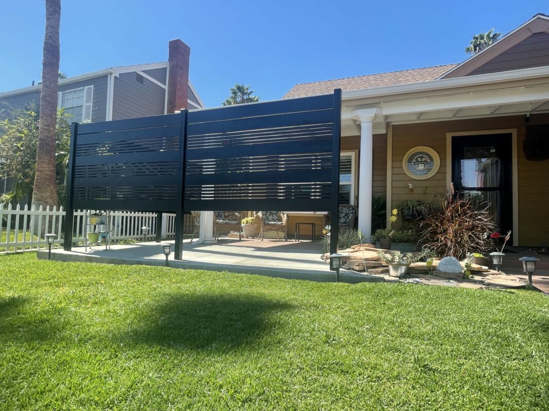 Black Aluminum fence