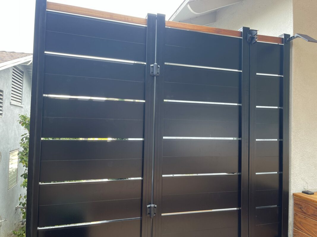 Black Aluminum gate and side panel