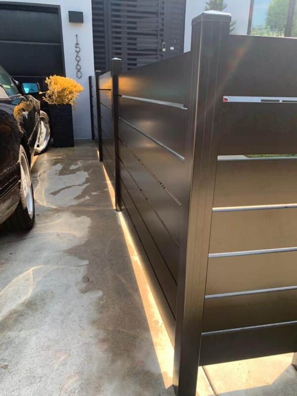 Black Modern aluminum fence