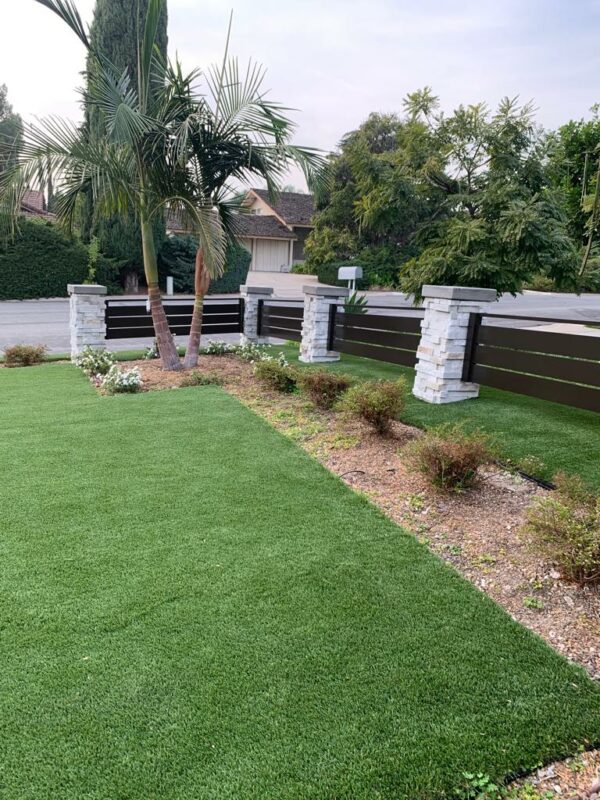 Bronze Aluminum fence