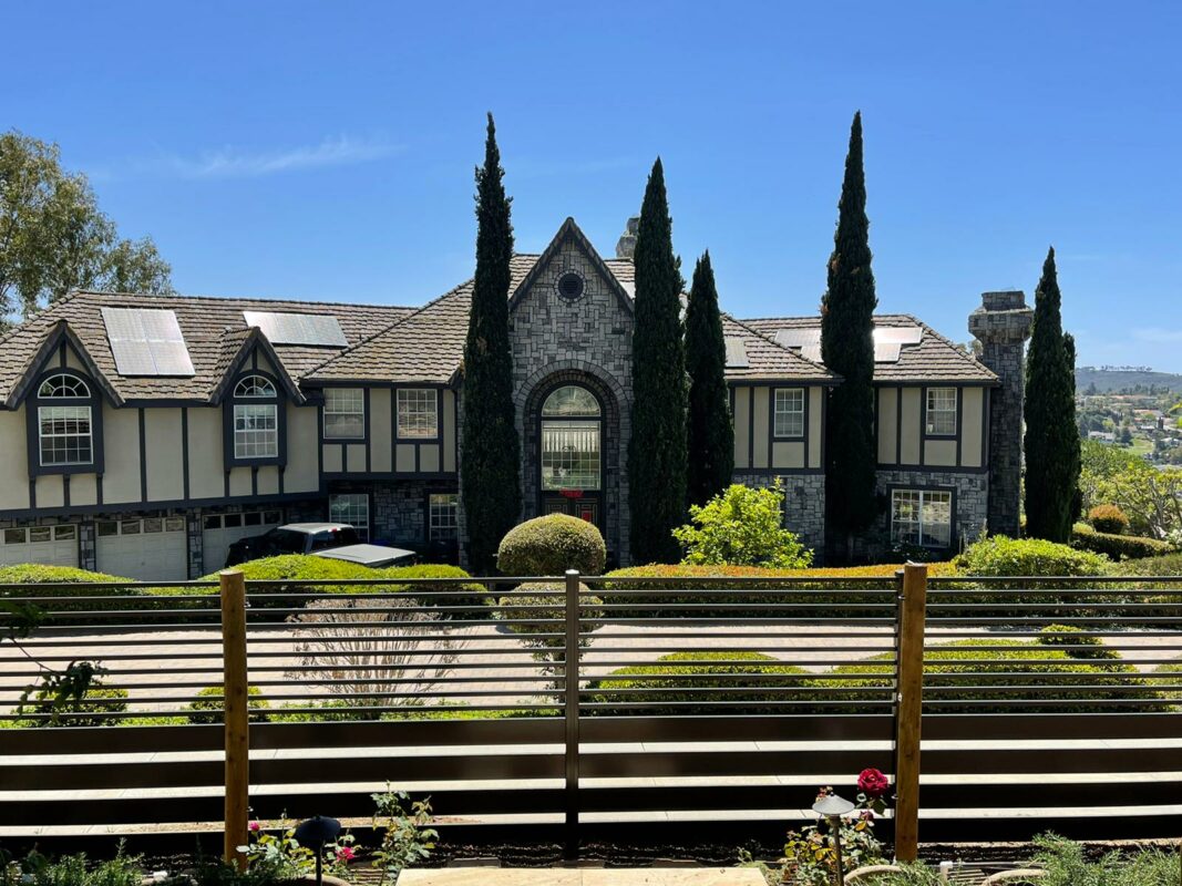 Bronze Aluminum fence