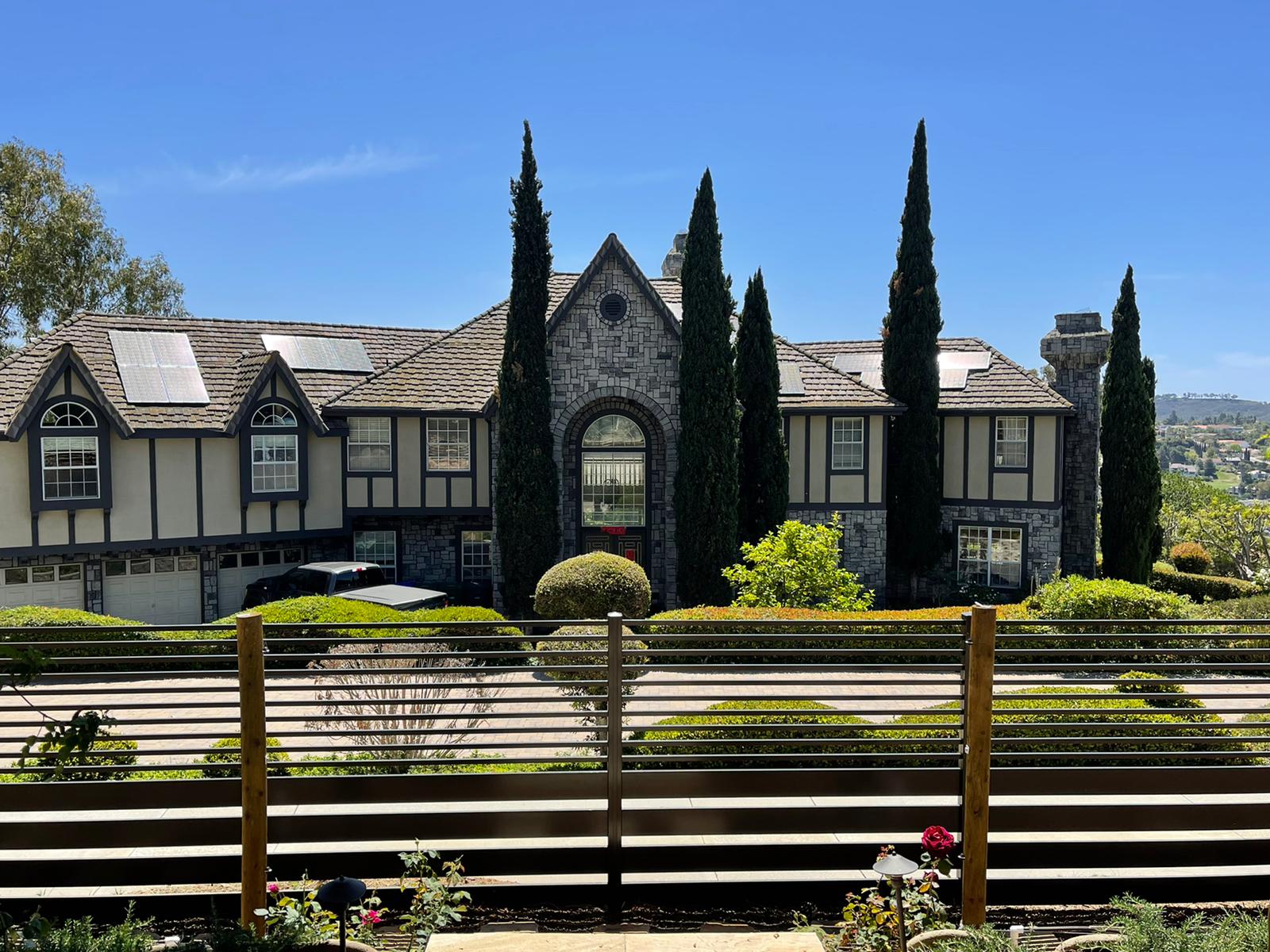 Bronze Aluminum fence