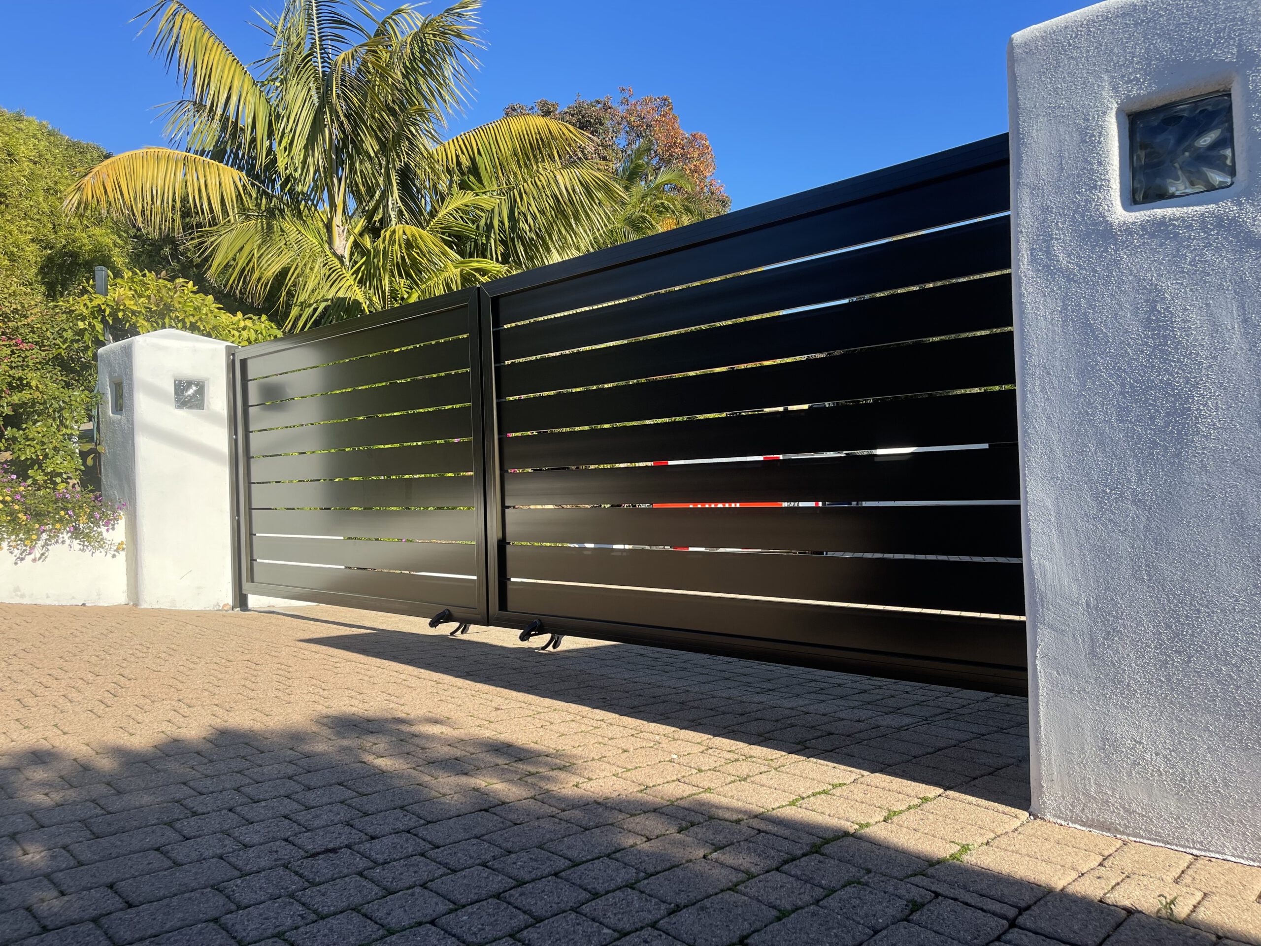 Bronze Aluminum fence