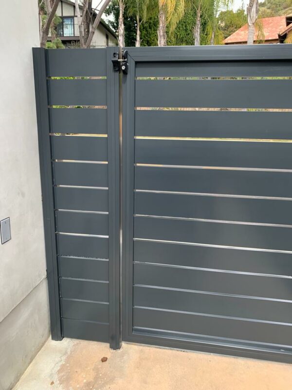 Light grey Aluminum gate and fence