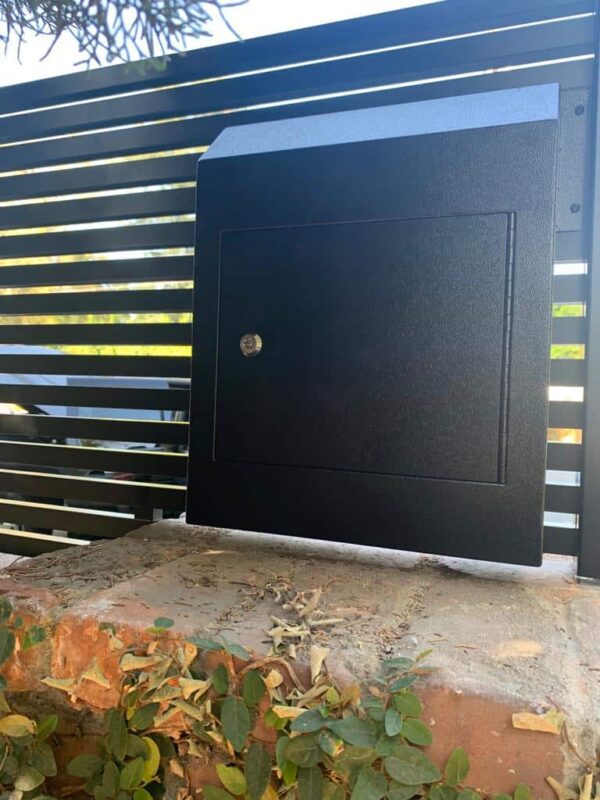 Modern black Aluminum wall topper