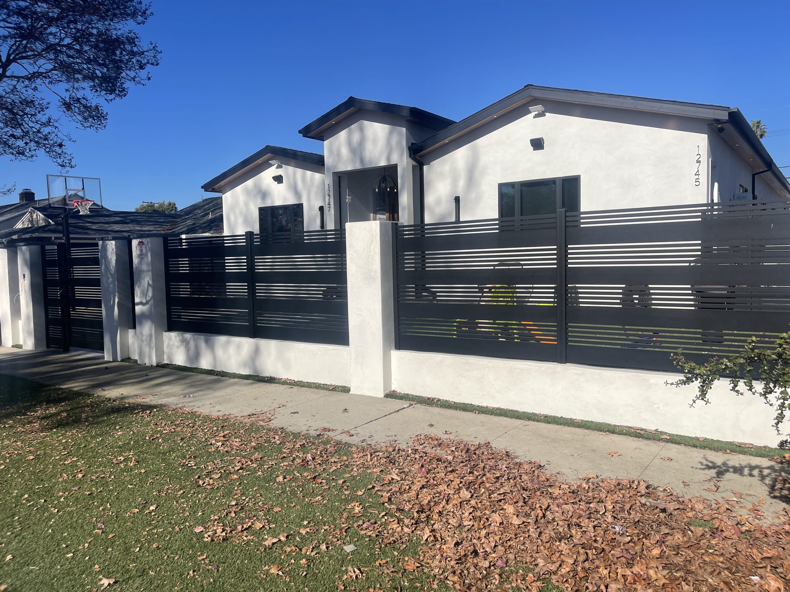 Front house fence in north HollyWood