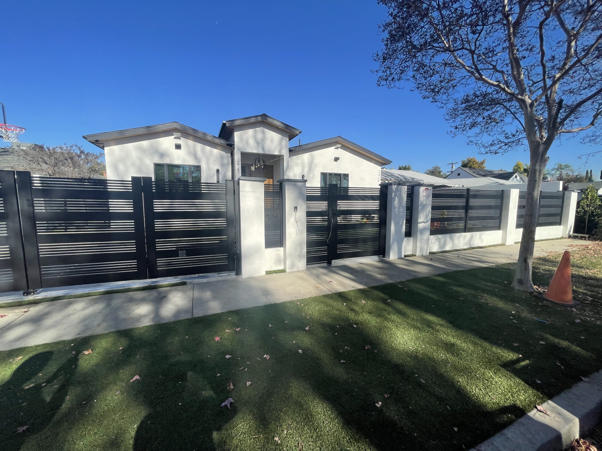 Front house fence in north HW-3