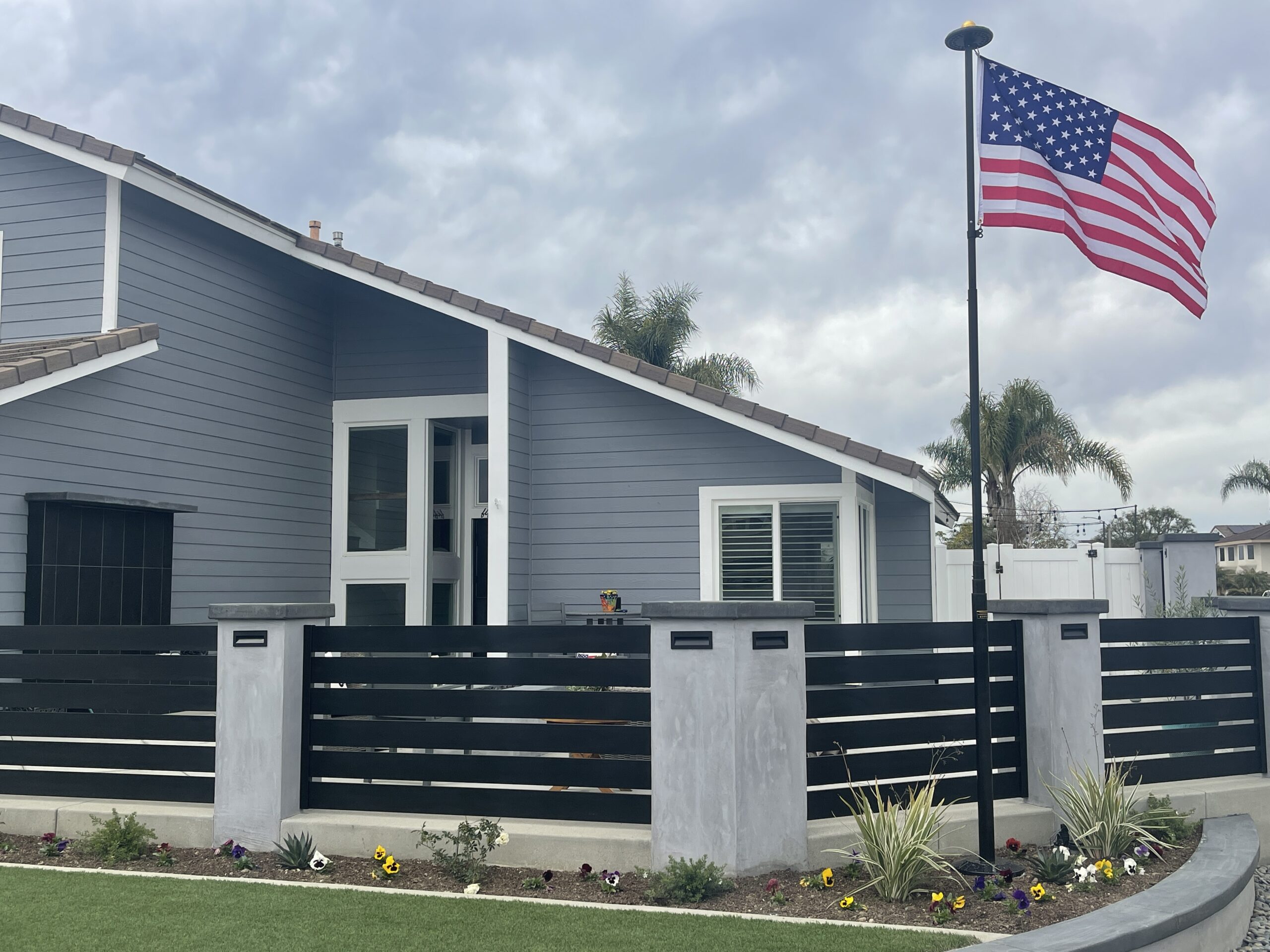 Beautiful curb appeal of a house in Huntington Beach, CA 92642