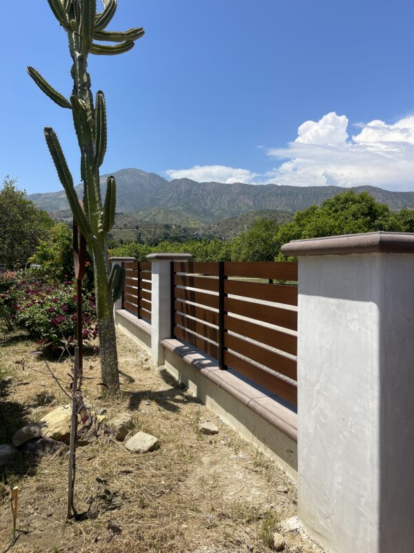 Wood color fence in Fillmore, CA 93015