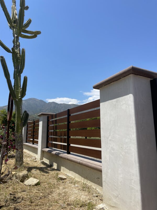 Wood color fence in Fillmore, CA 93015