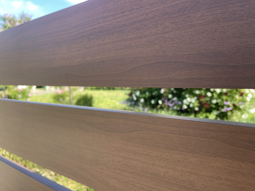 Wood color fence in Fillmore, CA 93015