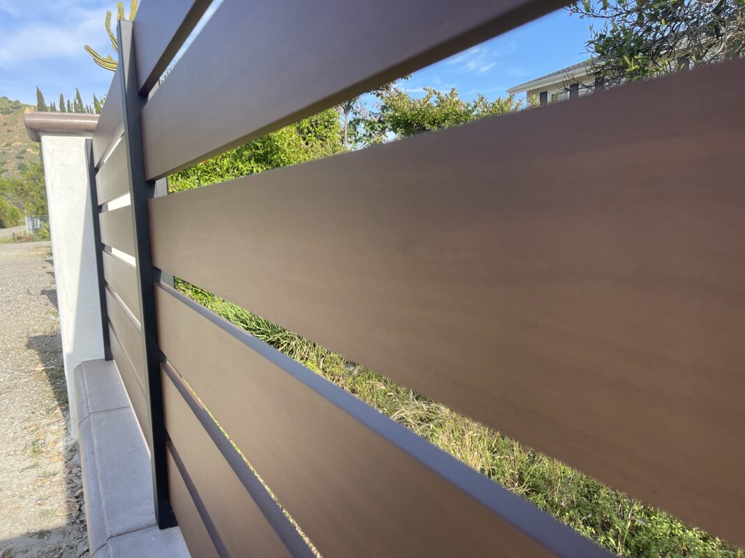 Wood color fence in Fillmore, CA 93015