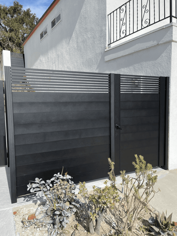 Dallas Style Gate from Alumission Modern Aluminum Fences & Gates