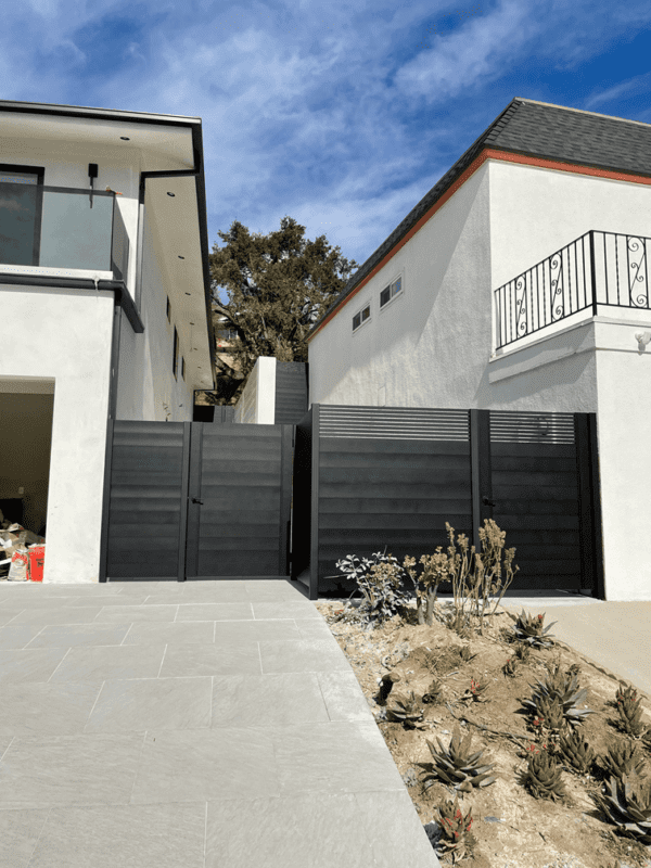 New York Style Privacy Fence from Alumission Modern Aluminum Fences & Gates